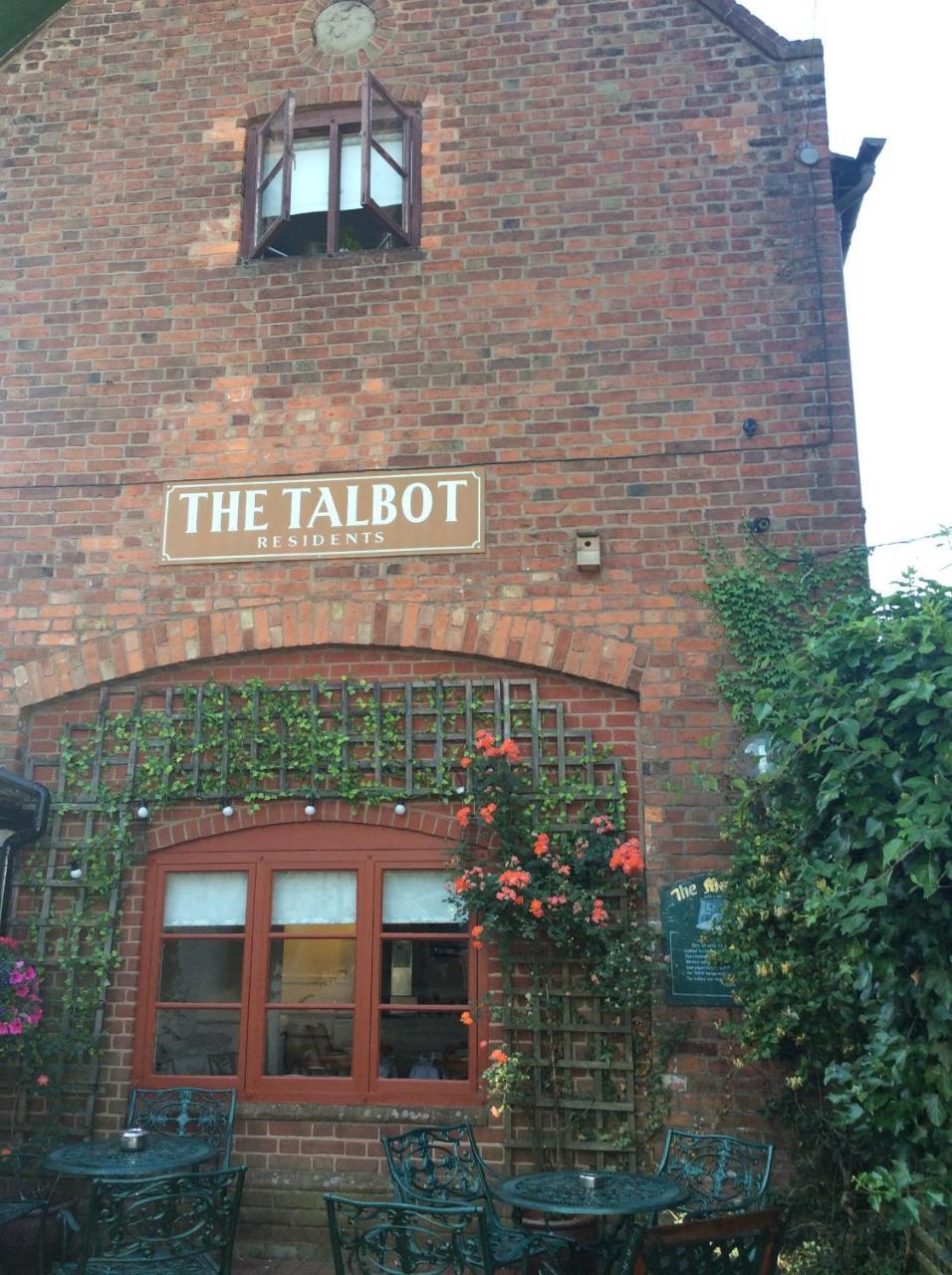 The Talbot Inn Much Wenlock Exterior foto
